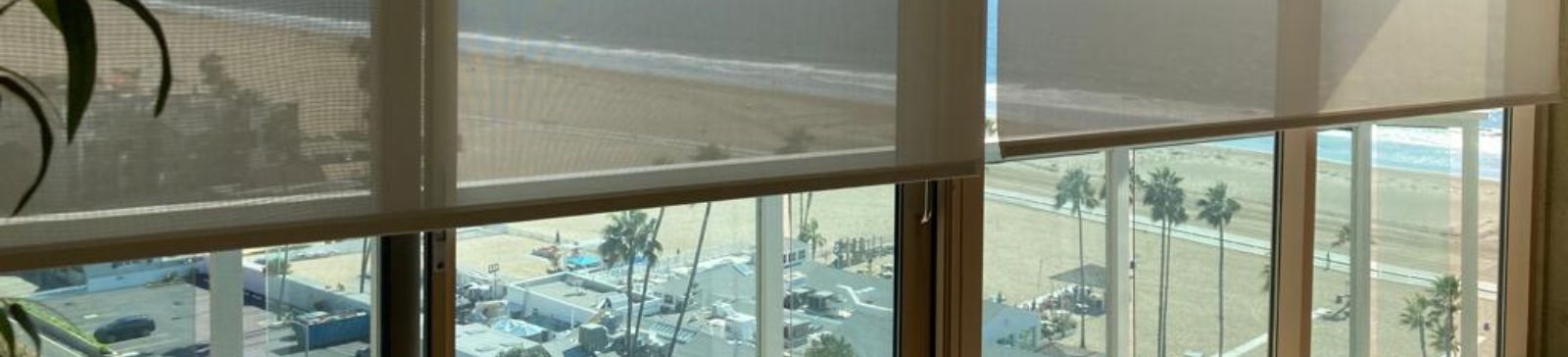 The Benefits of Custom-Made Motorized Roller Shades for Your Home or Office